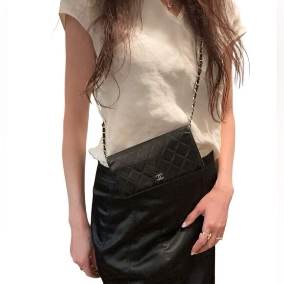 Chanel quilted black leather wallet - Picture 14 of 15